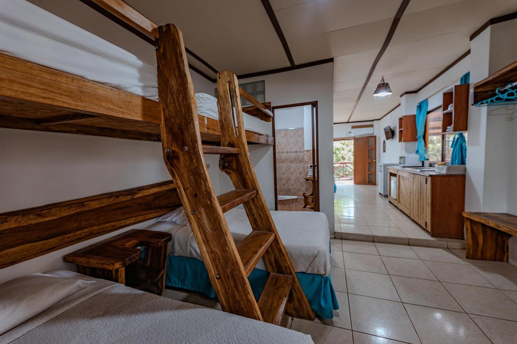 Hotel Nantu Hosteria Puerto López Exteriör bild